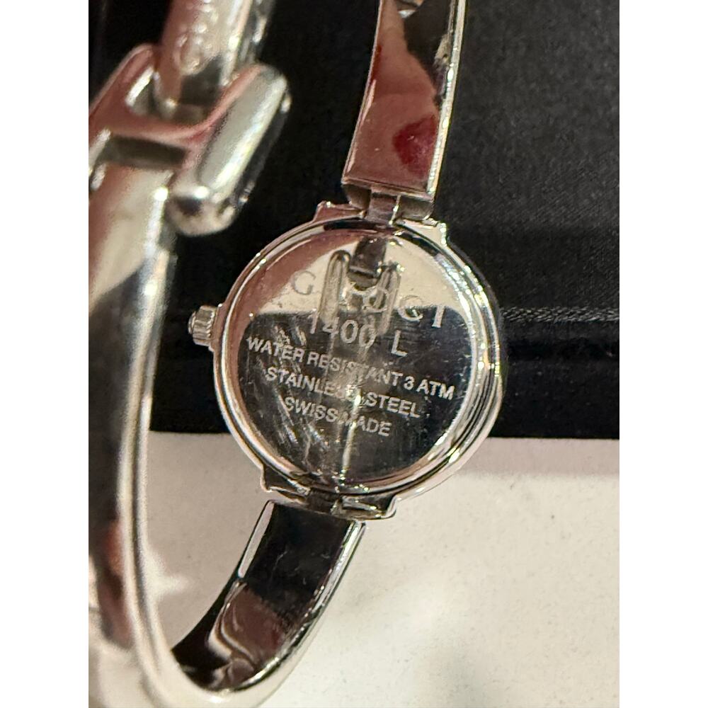 Gucci 1400L Silver Quartz Watch - Picture 4 of 12